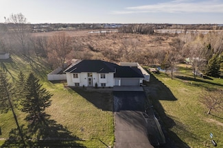844 Willow Springs Rd, Detroit Lakes, MN 56501