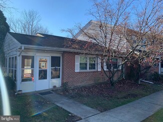 13 Stonegate Village, Quakertown, PA 18951