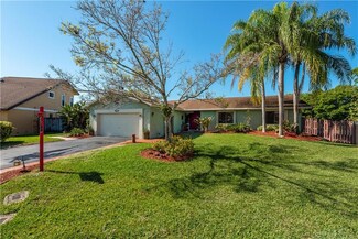 9528 NW 46th St, Sunrise, FL 33351