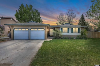 2424 Sierra Rd, Rock Springs, WY 82901