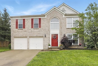 701 Regent Rd, Cincinnati, OH 45245