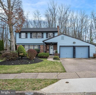 1035 Merrymount Ave S, Blackwood, NJ 08012