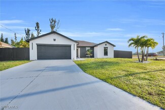1601 SW 12th Terrace, Cape Coral, FL 33991