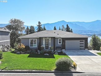 220 NE Lower Basso Cir, Stevenson, WA 98648