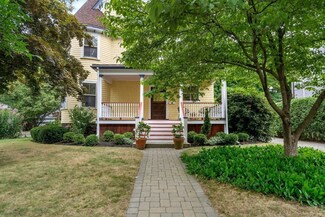 53 Stearns St, Newton Center, MA 02459