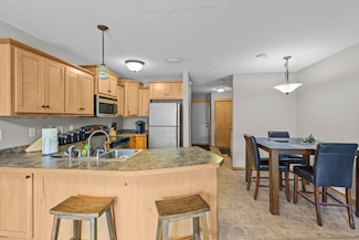 861 120th Ln NW, Coon Rapids, MN 55448