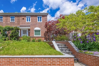 175-17 73rd Ave, Fresh Meadows, NY 11366