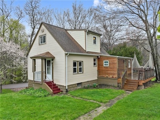11 Sands Ave, Ambridge, PA 15003