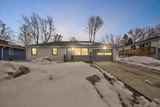 152 S Morrison Ave, Jackson, MN 56143