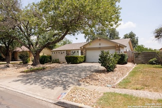 5006 Las Campanas St, San Antonio, TX 78233