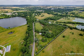 19202 S Old Highway 2, Warner, OK 74469