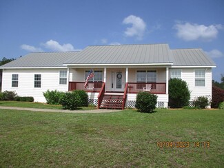 3928 Cr 381, Wewahitchka, FL 32465