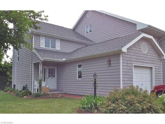 111 W Lakeshore Dr Unit 7A, Kelleys Island, OH 43438