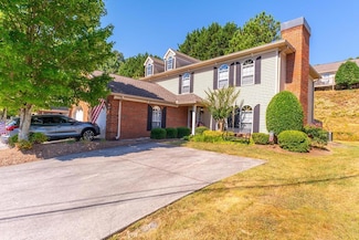 1699 Burnt Oak Dr, Dalton, GA 30721
