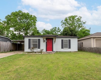 708 Gresham St, Baytown, TX 77520