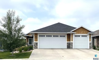 8617 W Bryggen Ct, Sioux Falls, SD 57107