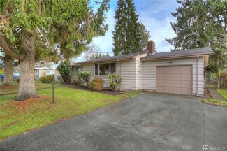 415 Chicago Blvd S, Pacific, WA 98047