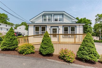 3 Waltham St, Smithfield, RI 02917