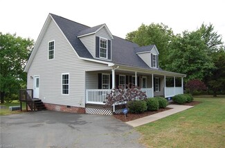 7936 Vance Rd, Kernersville, NC 27284