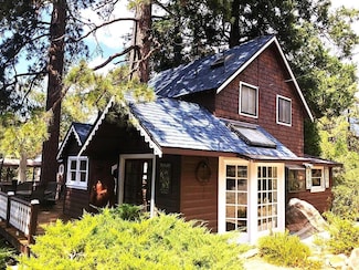 54751 Wildwood Dr, Idyllwild-Pine Cove, CA 92549
