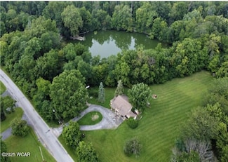 5051 Mirror Lake Dr, Lima, OH 45801
