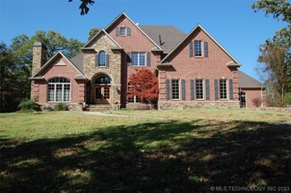 110 Hunters Dr, Durant, OK 74701