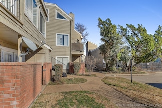 6639 S Victor Ave Unit 305, Tulsa, OK 74136