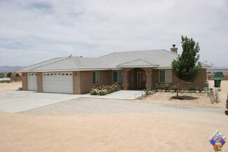 10283 Sierra Rd, California City, CA 93505