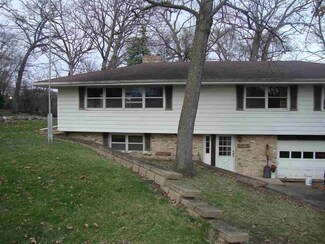 6106 Eastgate Rd, Monona, WI 53716