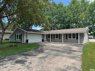 713 Pleasant Dr, Knoxville, IL 61448