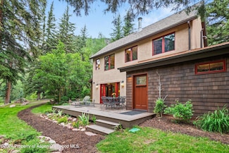 135 Irwin Dr, Carbondale, CO 81623