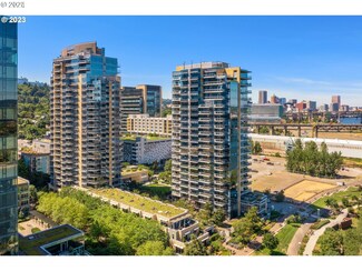 3570 S River Pkwy Unit 1509, Portland, OR 97239