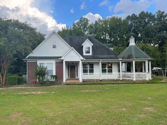 60 Chris Joe Rd, Oakland, TN 38060