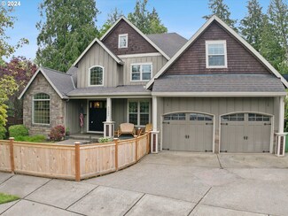 39586 Trillium St, Sandy, OR 97055
