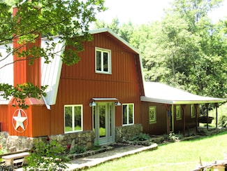 506 Peters Hollow Rd, Monroe, VA 24574