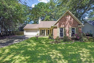 115 Saint Awdry St, Summerville, SC 29485