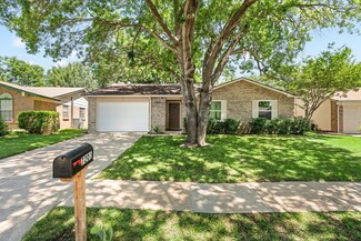 7201 Winchester Rd, North Richland Hills, TX 76182