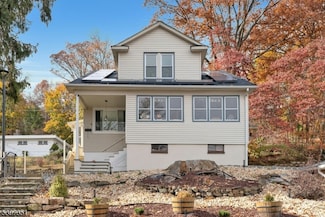 102 E Prospect St, Hawthorne, NJ 07506