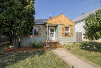 820 21st Ave SW, Cedar Rapids, IA 52404