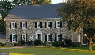 3125 Middle Creek Rd, Gilbertsville, PA 19525
