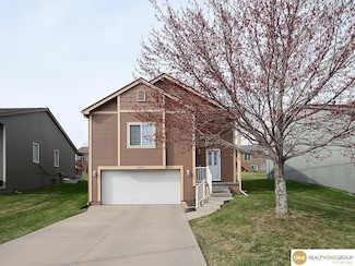 16021 Browne St, Omaha, NE 68116