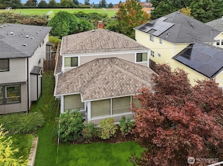 7049 33rd Ave NE, Seattle, WA 98115