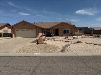 3823 E Snavely Ave, Kingman, AZ 86409