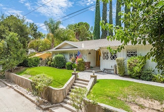 24143 Cross St, Newhall, CA 91321