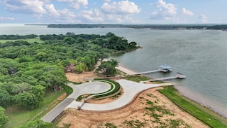 1524 Park St, Azle, TX 76020