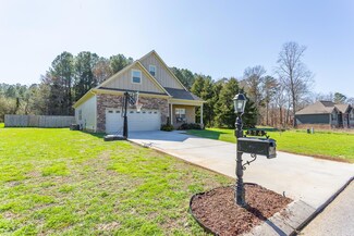 274 Twelve Oaks Dr, Rock Spring, GA 30739