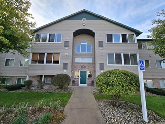 5887 Crosswinds Dr Unit BOX33, Norton Shores, MI 49444