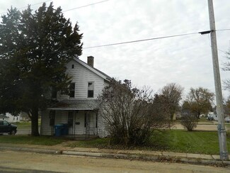 316 Delmar Ave, Delmar, IA 52037