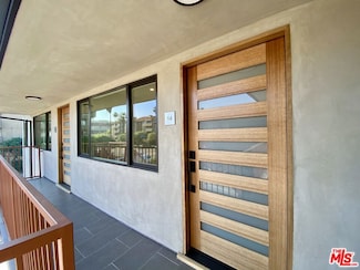 3207 W 3rd St Unit 1, Los Angeles, CA 90020