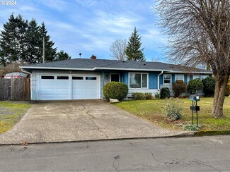 14710 NE Knott Ct, Portland, OR 97230